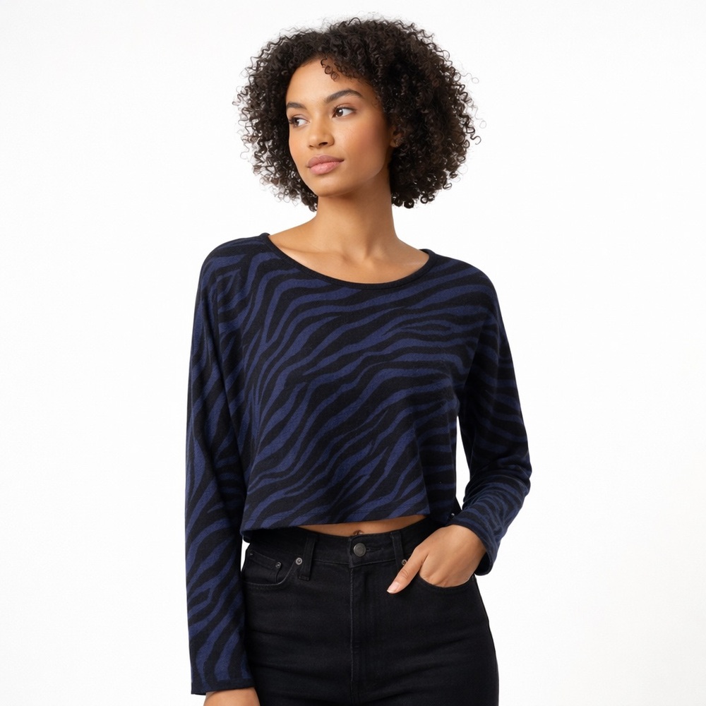 LILLA P Blue Black Zebra Print Cropped Knit Top Long Sleeve L